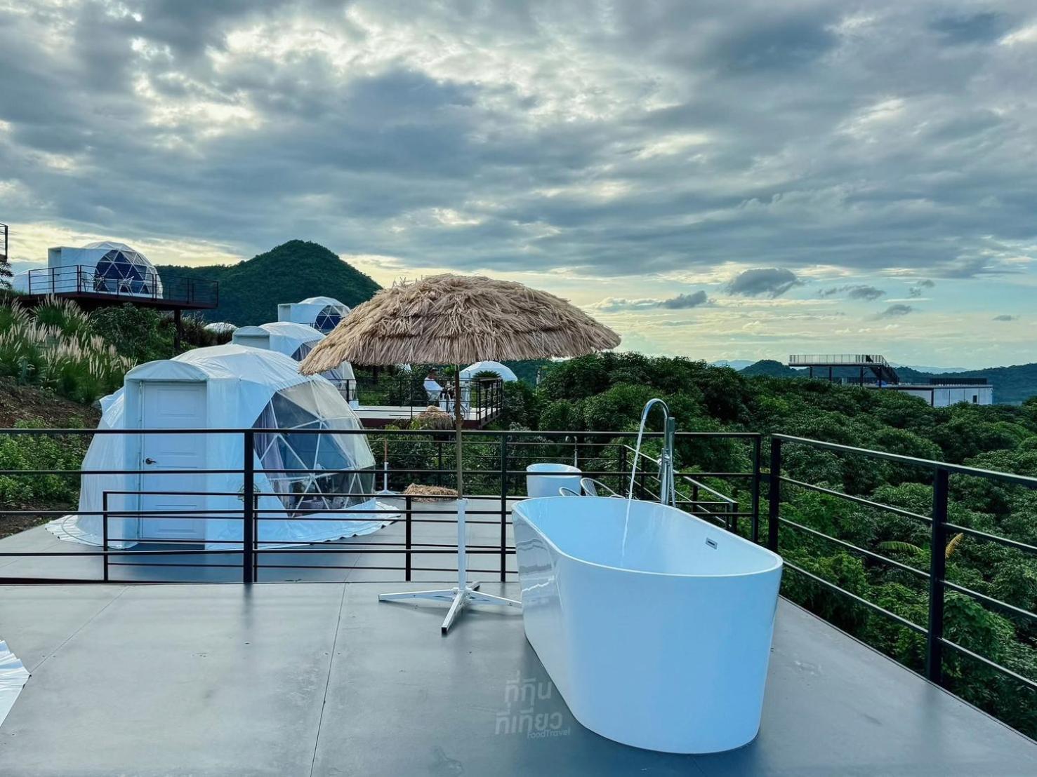 สกายเบย์ เชียงคาน Otel Pha Baen Dış mekan fotoğraf